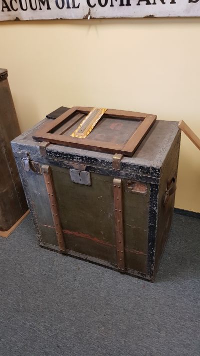 Podr&oacute;żny kufer Michała Franciszka Gottmana, zabierany przez niego często do Wiednia. Zdjęcie udostępnione przez Pana Grzegorza Dąbrowskiego